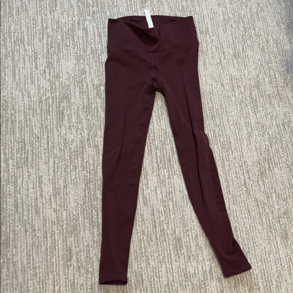Lululemon leggings/tights. Lightweight. Size 6